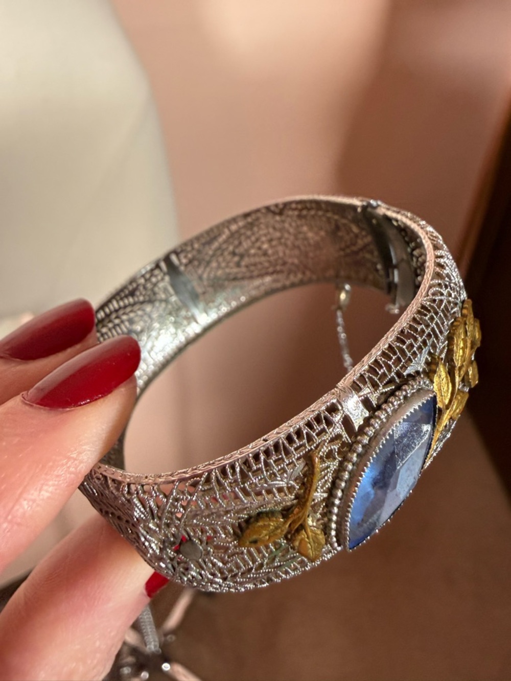 Antique 1920’s Art deco Silver Filagree Pale blue Marquee Glass Wide Bracelet - Picture 4 of 17